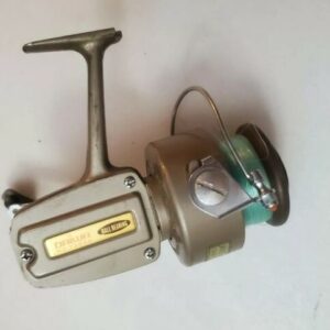 Vintage Daiwa 7300H ball bearing Fishing Reel, nice condition