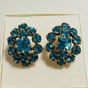 Vintage Aquamarine Rhinestone Earrings  Aquamarine Rhinestone Screw-Back Earrings