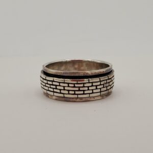 Sterling Silver Spinner Ring With Brick Design Size 11