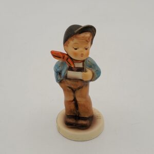 Hummel Figurine "Lucky Fellow" TMK 7 Hummel Club membership Figurine #560 With Box 1992/1993