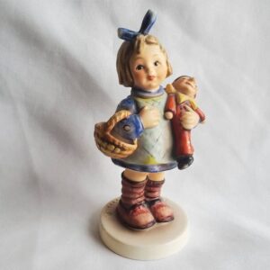 Hummel Figurine "What Now?" TMK 6  #422 with original box, Exclusive Special Edition Figurine