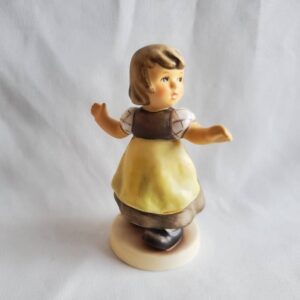 Hummel Figurine #912/B "Spring Waltz" TMK 8 Hummel Club 2007/08