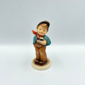 Hummel Figurine "Lucky Fellow" TMK 7 Hummel Club membership Figurine #560 With Box 1992/1993