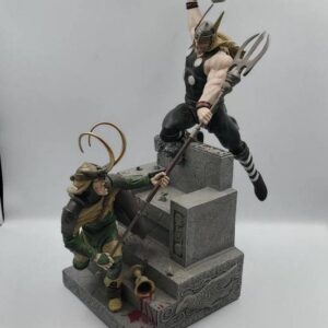 Thor vs Loki Limited Edition Polystone Diorama Collection, Complete in Box #665 of 1500 c.2007