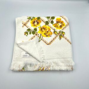 Vintage NOS Wabasso Fringed Bath Towel Yellow Flowers w/ Original Tags 42x22" made in Canada