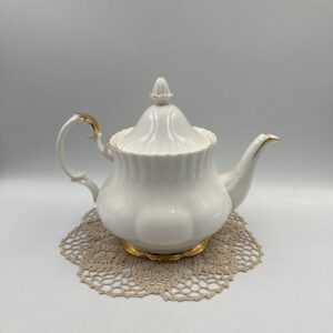 Royal Albert Val D'or Teapot with Lid, made in England