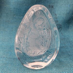 Vintage WEDGWOOD Christmas Angel 1975 Paperweight in Original Display Box