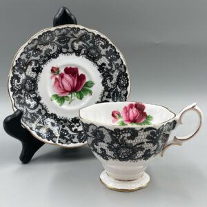 Royal Albert China Senorita Cup and Saucer Set, Señorita Teaset