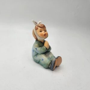 Hummel "Ooh, My Tooth" Figurine #533 First Issue TMK 7