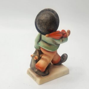 Hummel Merry Wanderer Figurine #11 2/0 TMK 3 #11