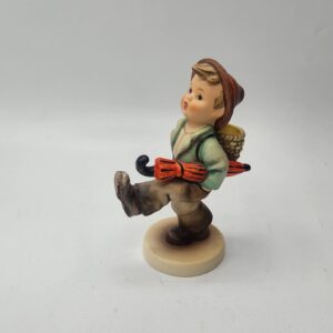 Hummel Globe Trotter Figurine #79 TMK 3