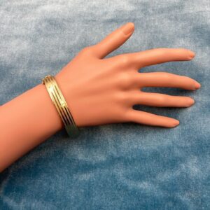 European 8K Yellow Gold Bracelet; 333 Marked Yellow Gold Bracelet - Appraisal included