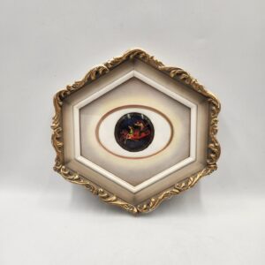 Mstera Mctepa Framed Round Russian Lacquered Miniature Signed Brooch