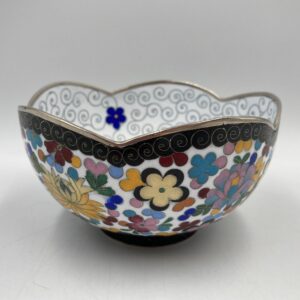 Beautiful Vintage 4 1/2" Cloisonne Enamel Bowl with Floral Motif