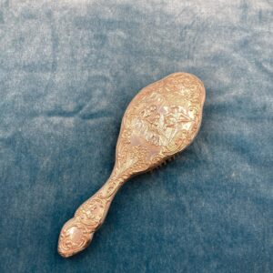 C.1902 HENRY MATTHEWS Repoussé Hairbrush With Hallmarks & Monogram