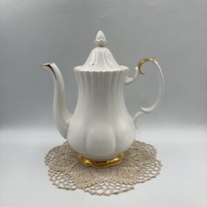 Royal Albert Val D'or Coffee Pot with Lid, Made in England