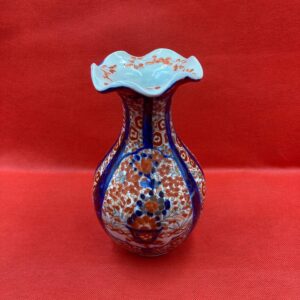 Antique Japanese Imari Ruffled Vase, unmarked