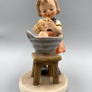 Hummel Doll Bath #319 Figurine TMK6 Goebel Hummel