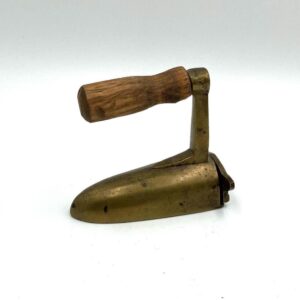 Circa 1900 Brass Slug Ox Tongue Sad Iron